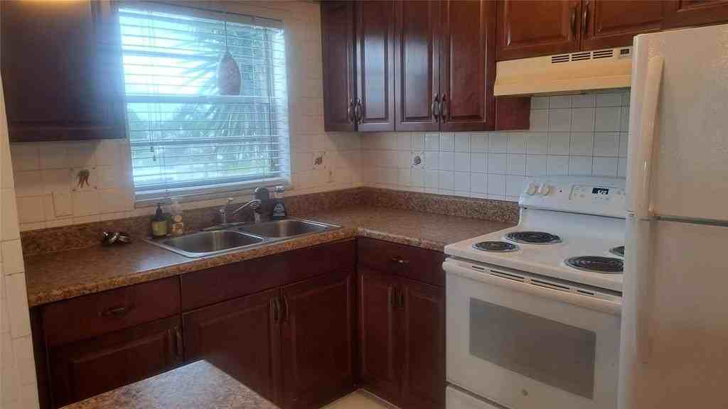 2851 E Golf Blvd #208 - Photo 5 of 15