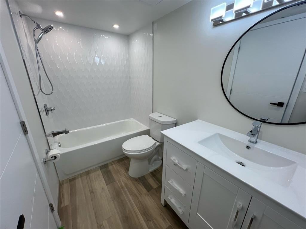 2550 Sw 18th Ter #1810 - Photo 2 of 7