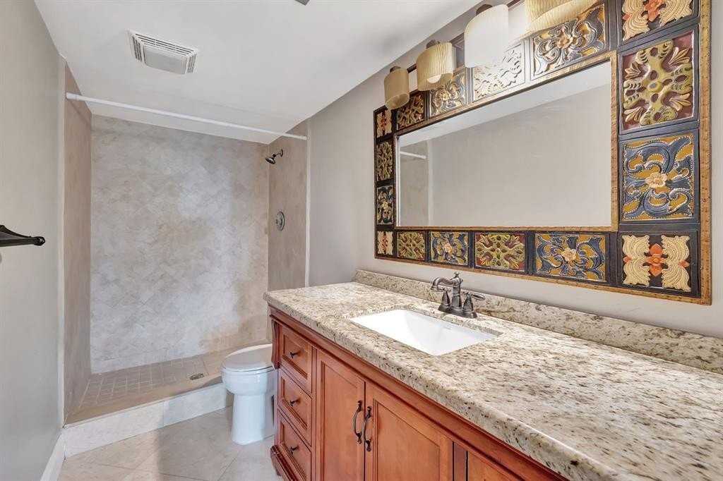 5530 Nw 44th St #410 - Photo 6 of 30