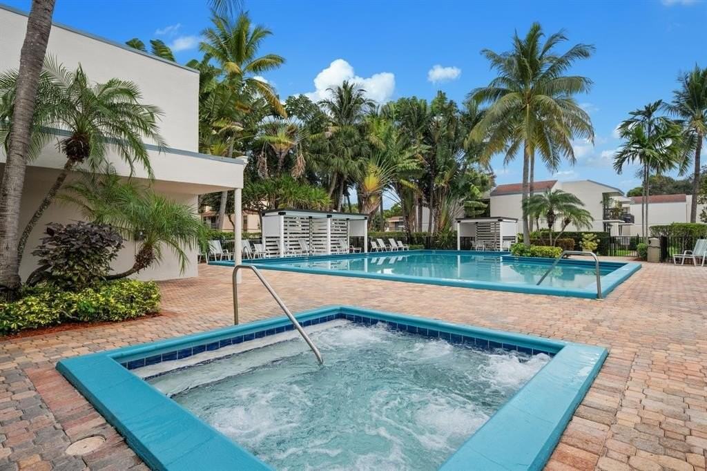 371 Nw 87th Ter #371 - Photo 4 of 23