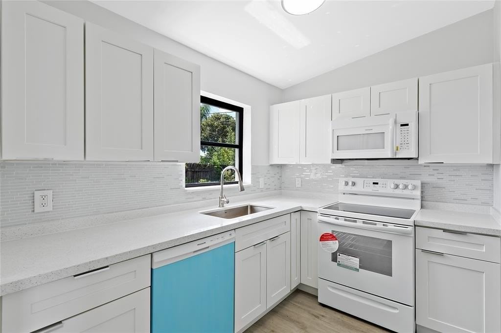 1588 Blanch Ely Avenue - Photo 2 of 23