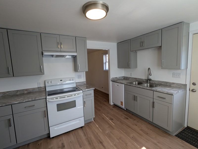 123 3rd St - Photo 3 of 15