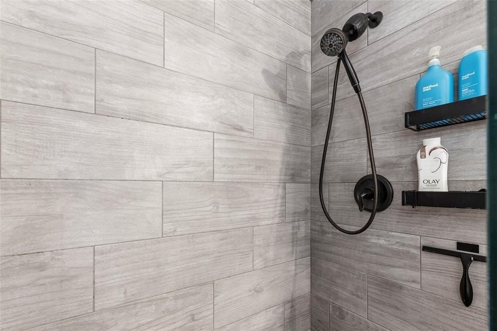 825 Nw 13th St #1130 - Photo 6 of 29