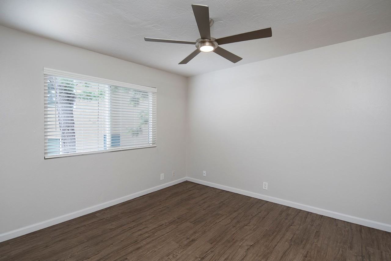 Villas at Carlsbad - Photo 7 of 22