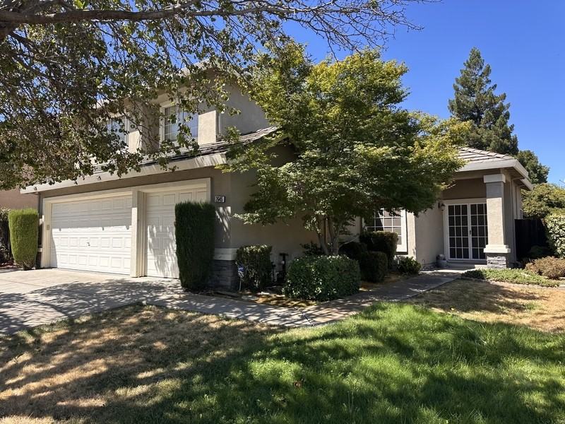 2645 Harlow St - Photo 2 of 35