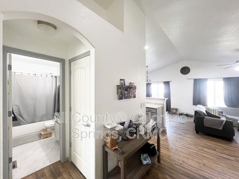 6168 Rocking Chair Ln - Photo 2 of 36