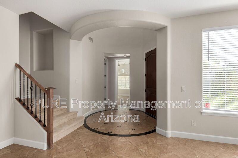 3311 S Sunland Dr - Photo 2 of 28