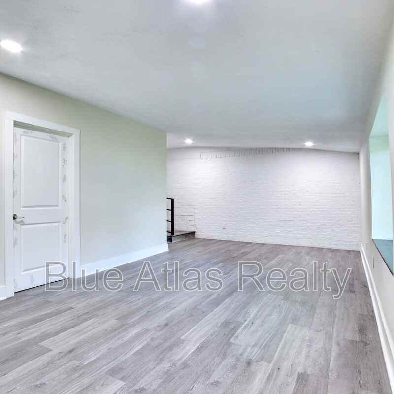 5708 Flamingo Ct - Photo 3 of 31