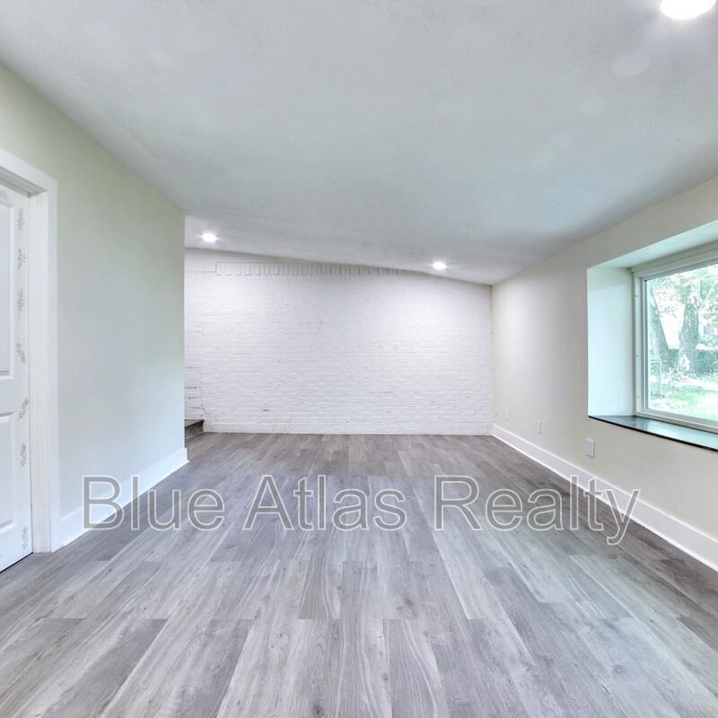 5708 Flamingo Ct - Photo 5 of 31