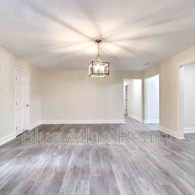 5708 Flamingo Ct - Photo 7 of 31