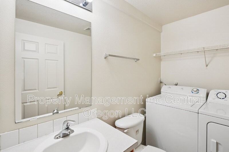2110 Baines Blvd - Photo 4 of 18