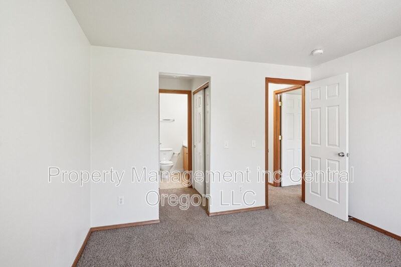 2110 Baines Blvd - Photo 5 of 18