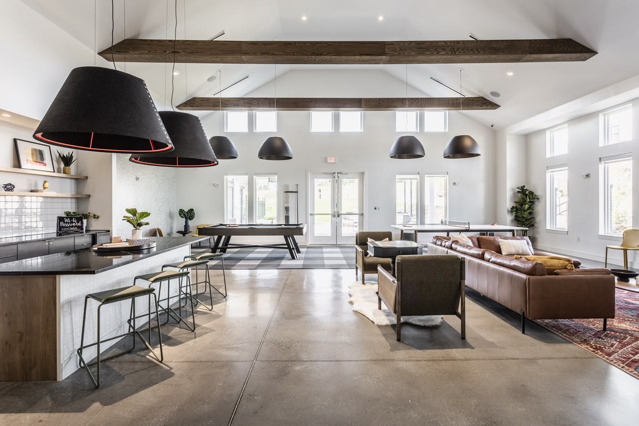 Switch Apartments - Photo 7 of 50