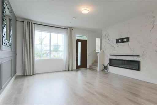 20246 81 Avenue 21 - Photo 3 of 50