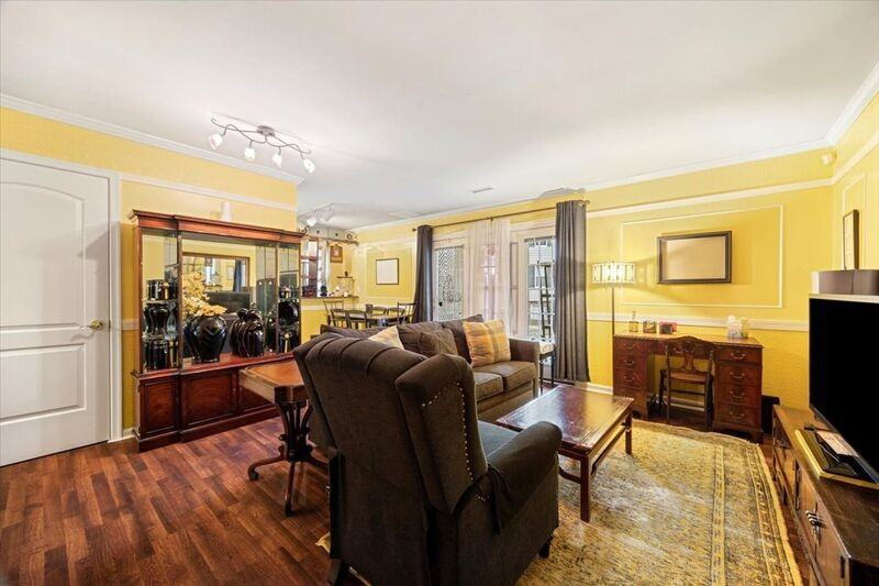 1504 Villa Ter #A - Photo 2 of 20