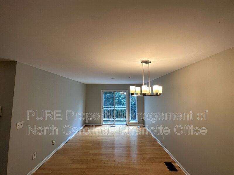 3911 Picasso Ct - Photo 4 of 42