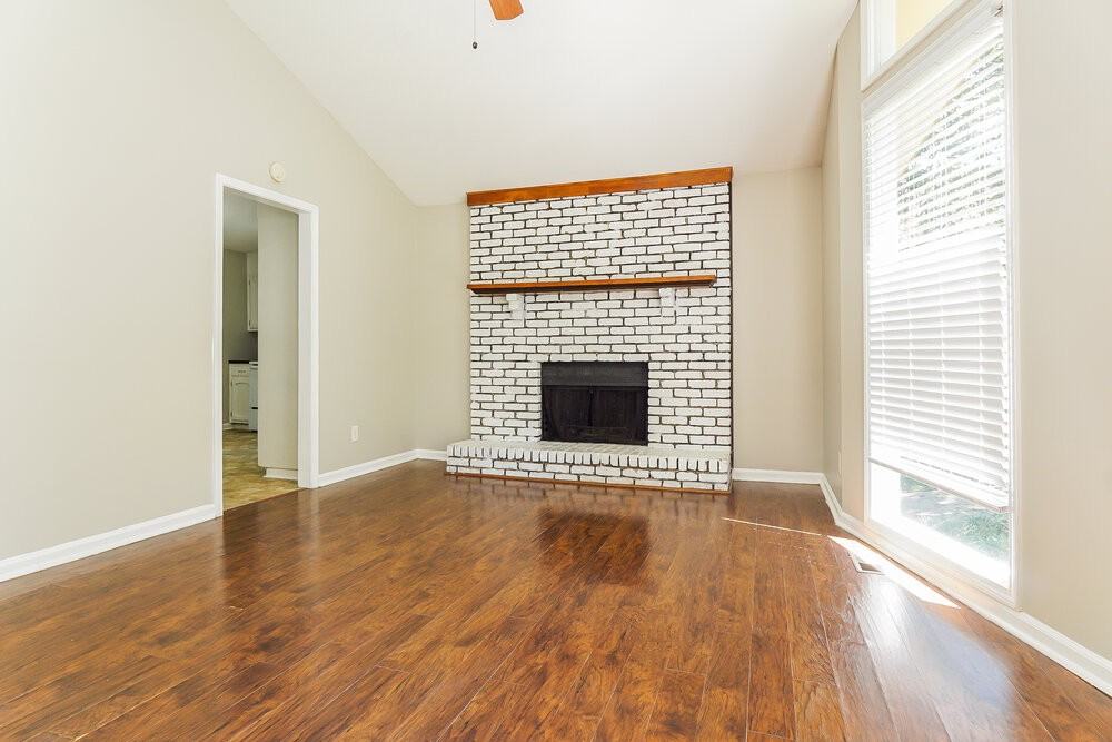 20 Moonglow Dr - Photo 4 of 17