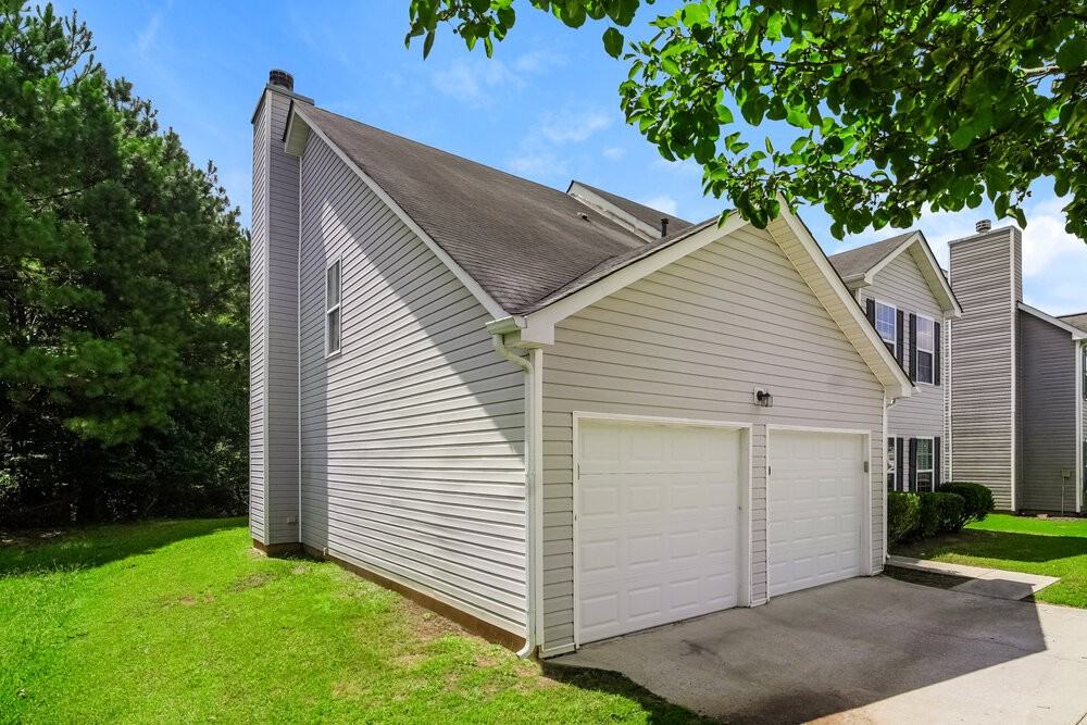 4310 Big Horn Pass - Photo 4 of 17