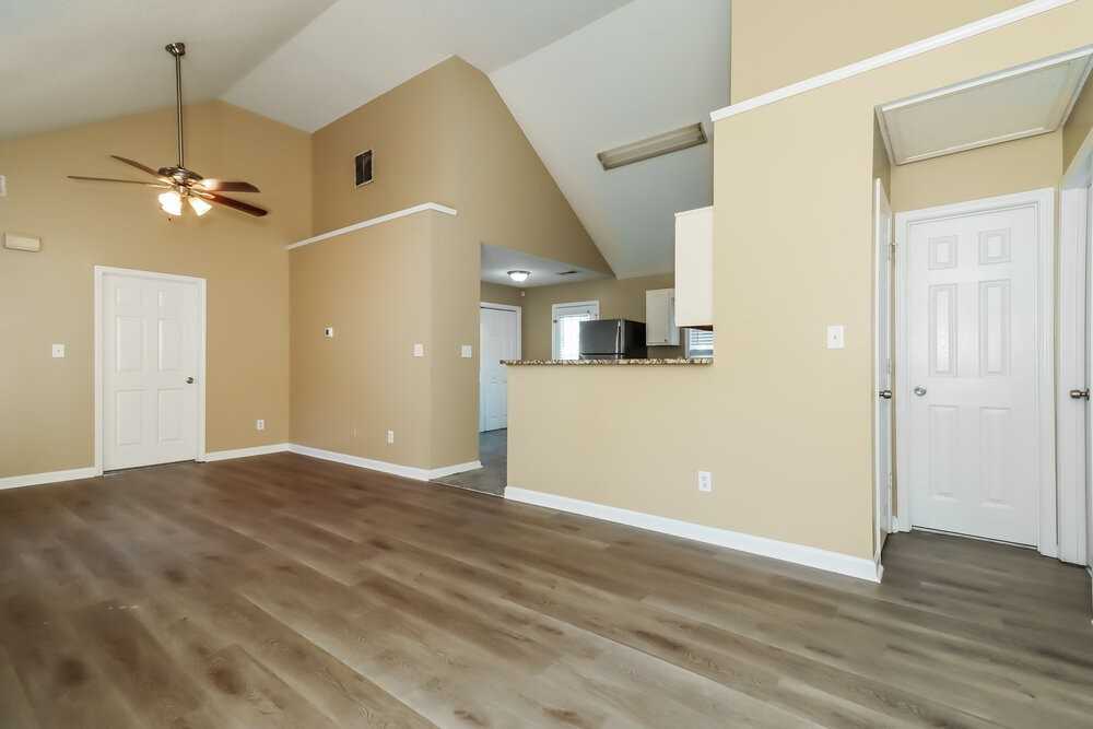 1072 Abington Ct - Photo 6 of 16