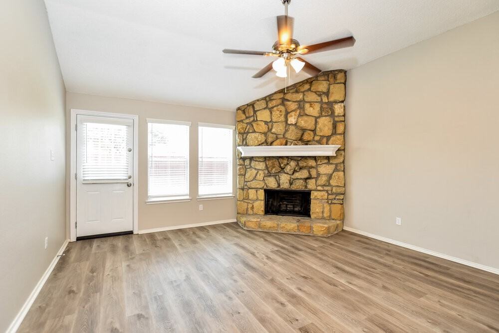 2208 Sumac Dr - Photo 7 of 19