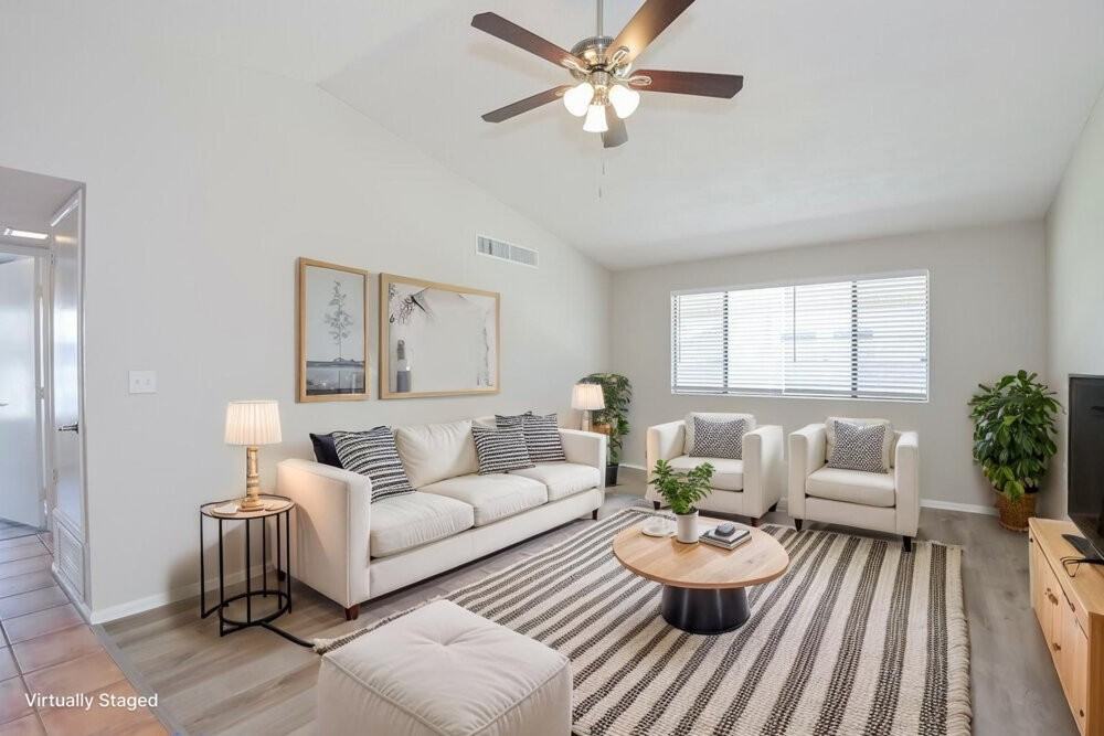 2973 S Marissa Dr - Photo 4 of 19