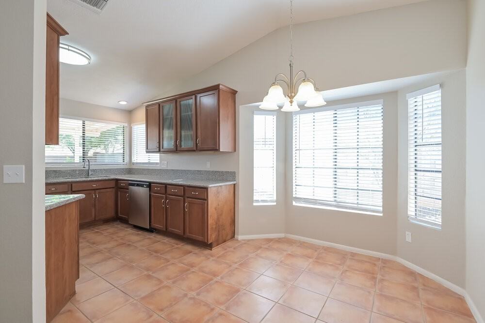 2973 S Marissa Dr - Photo 6 of 19