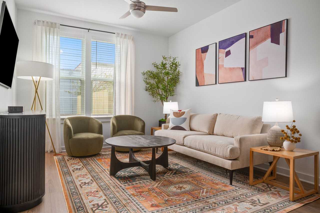 The Alder on Dabney - Photo 3 of 44