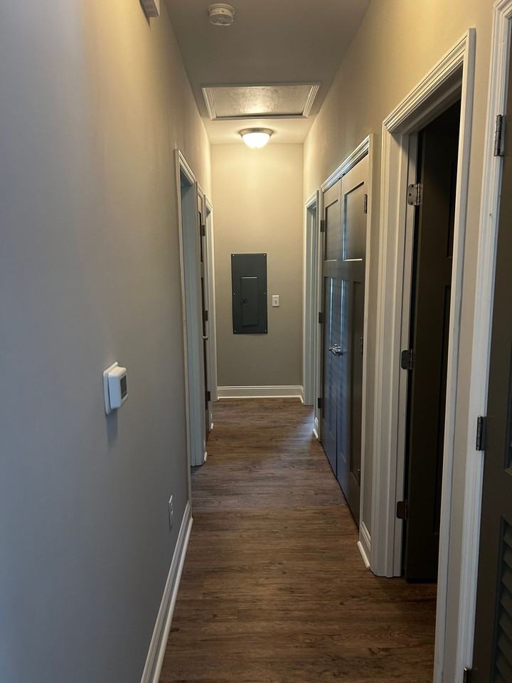 1909 Jeanette St #B - Photo 6 of 35