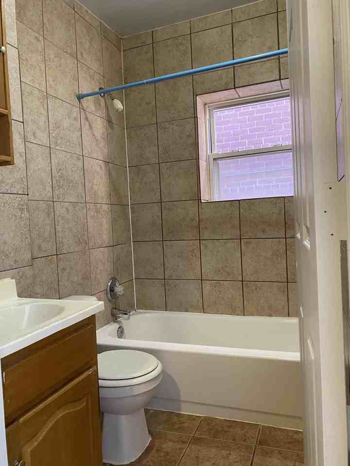 22 Cadillac Street - Photo 6 of 10