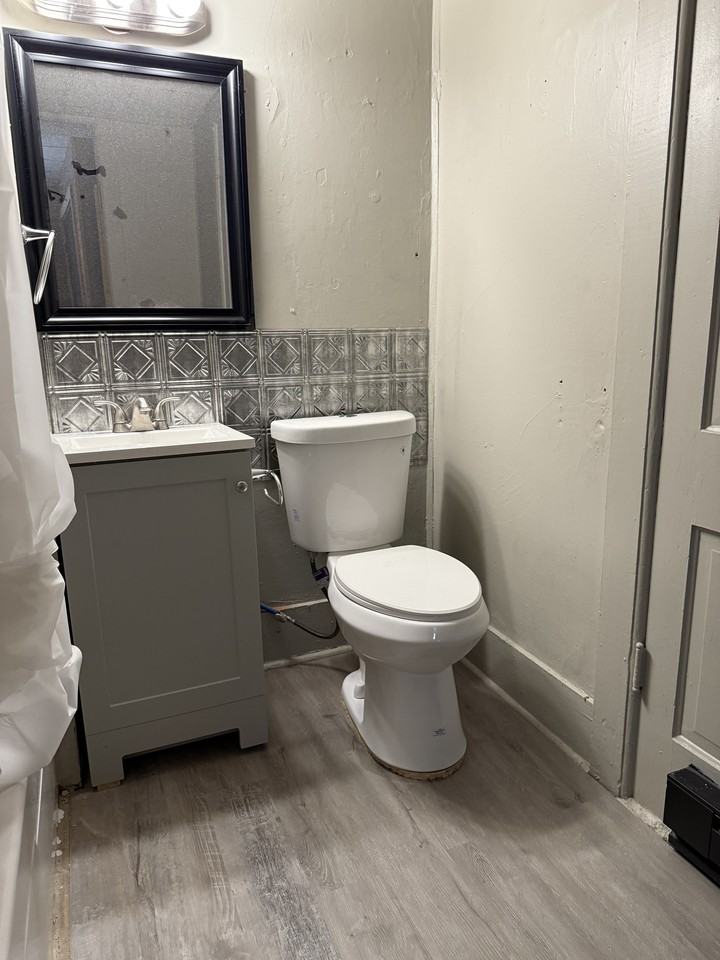 15 North Lake Avenue - Photo 3 of 13