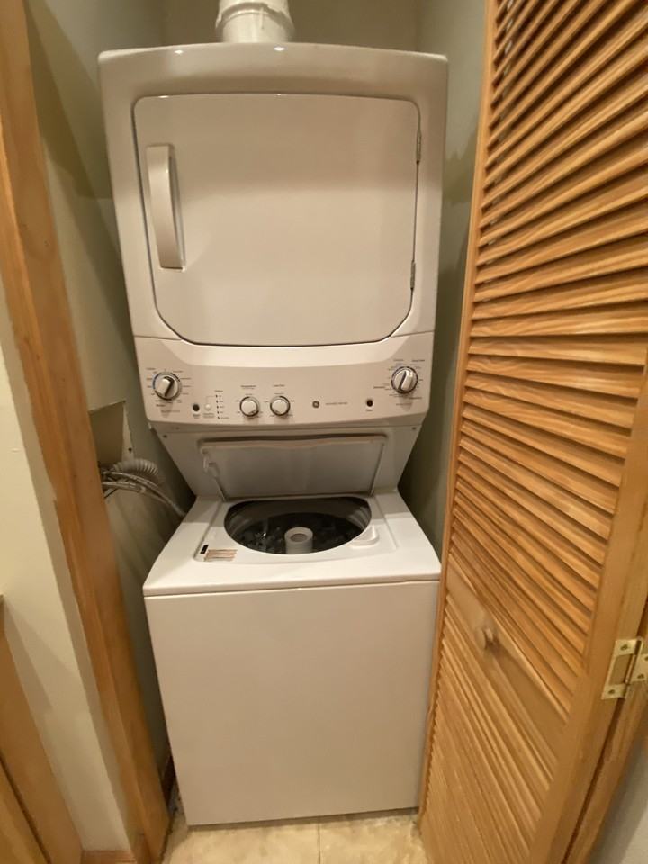 Emerson - Photo 4 of 8