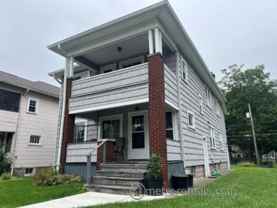 2832 Indianola Ave - Photo 1 of 1
