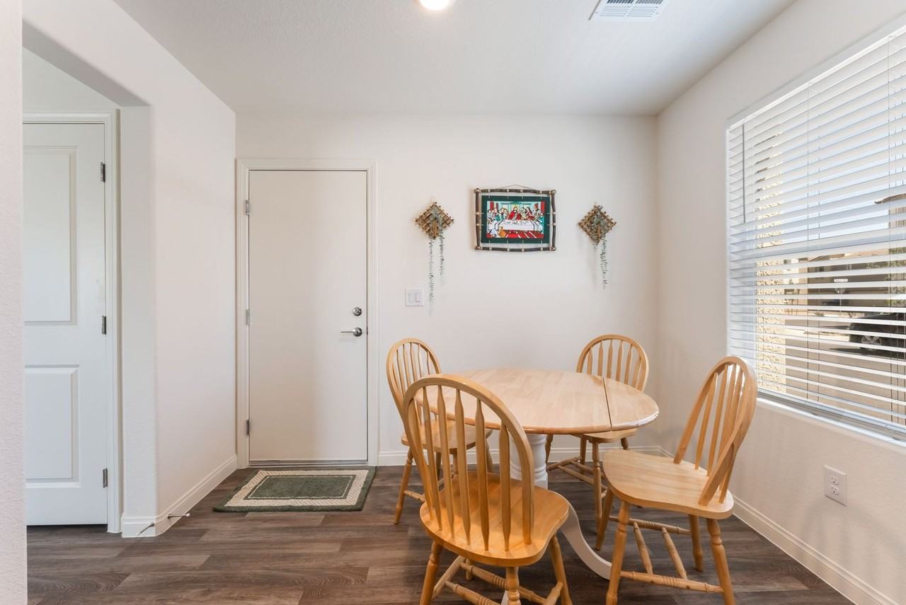2830 Matador Red Ave - Photo 3 of 19