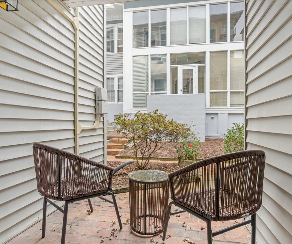 Juniper Place Condominiums - Photo 3 of 10