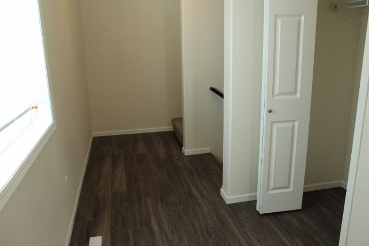 2241 35th Street Cir S - Photo 2 of 4