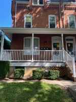 featured image of 927 Penn Ave