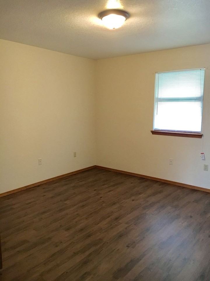 Stonewood Apartments - Photo 5 of 12