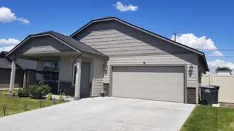 1352 E Nen Dr - Photo 1 of 1