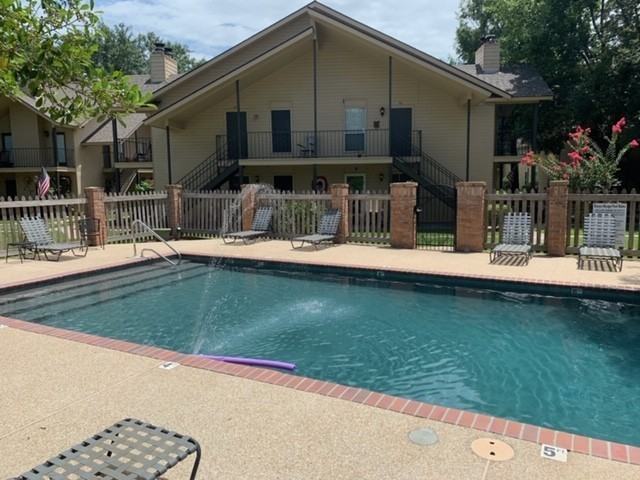 11011 Cal Rd - Photo 5 of 19