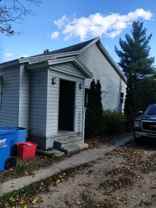 1138 Riverside St - Photo 1 of 1