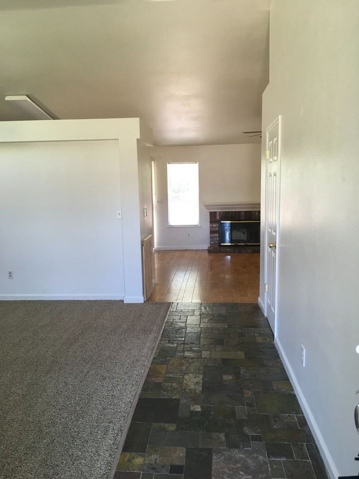 1103 Grouse Dr - Photo 2 of 9