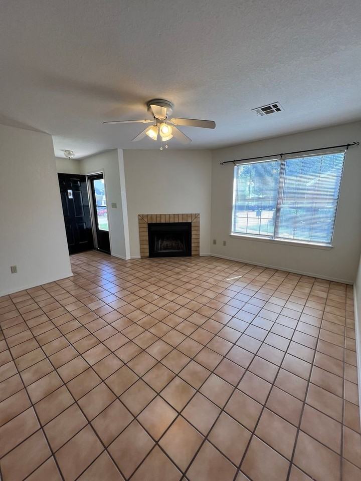 3000 Chautauqua Ave #148 - Photo 4 of 13