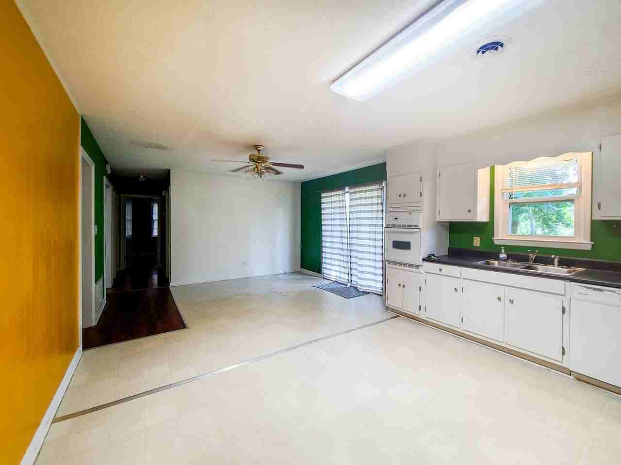 1224 Oakdale Rd - Photo 6 of 16