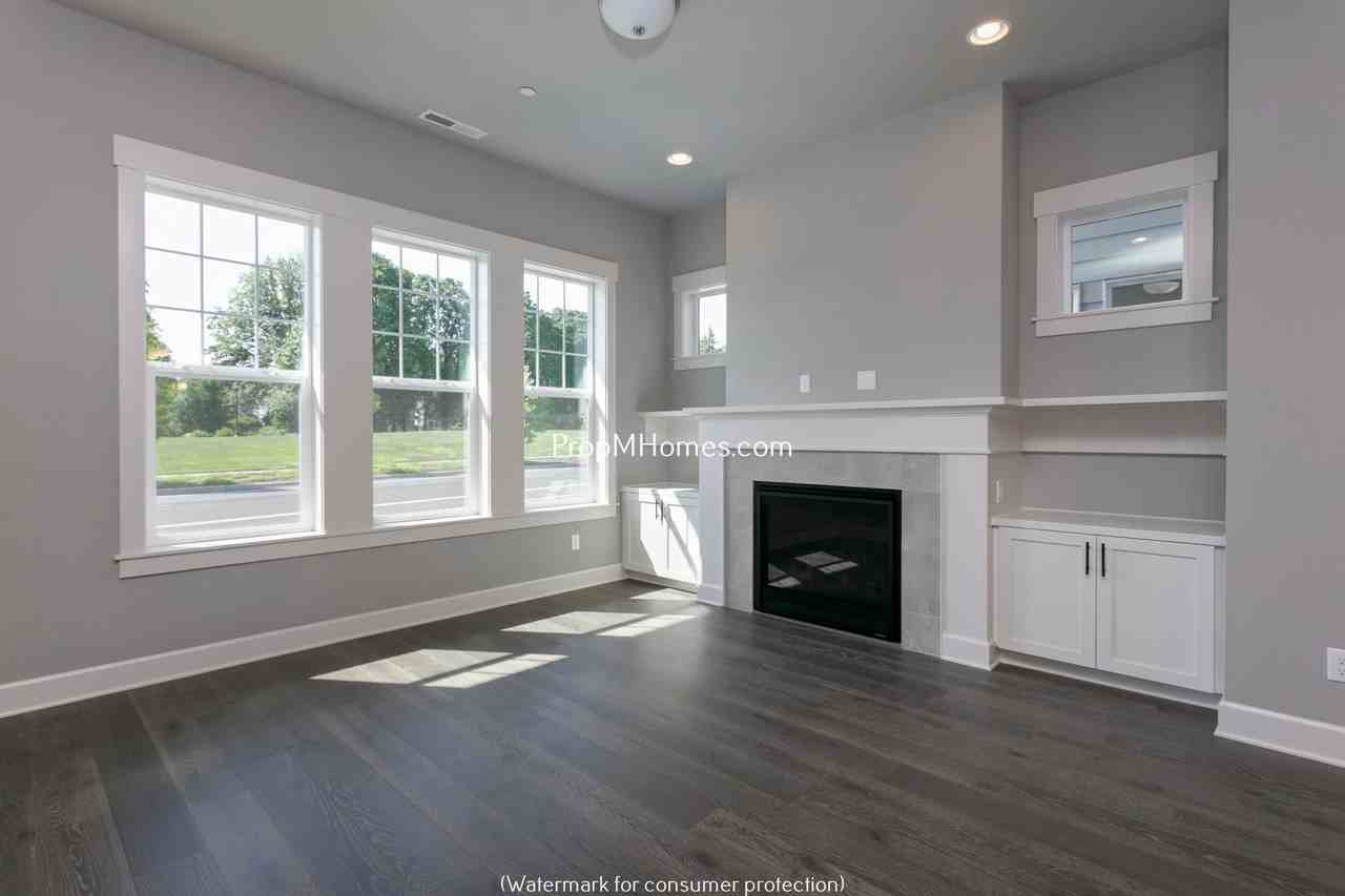 28947 Sw Costa Cir W - Photo 2 of 23