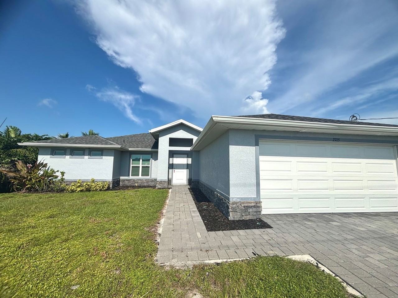 2715 Nw 45th Pl - Photo 6 of 26