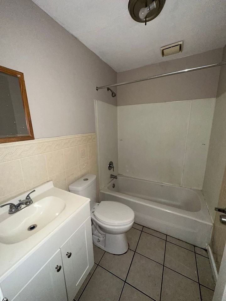 21 N 6th St - Photo 3 of 6