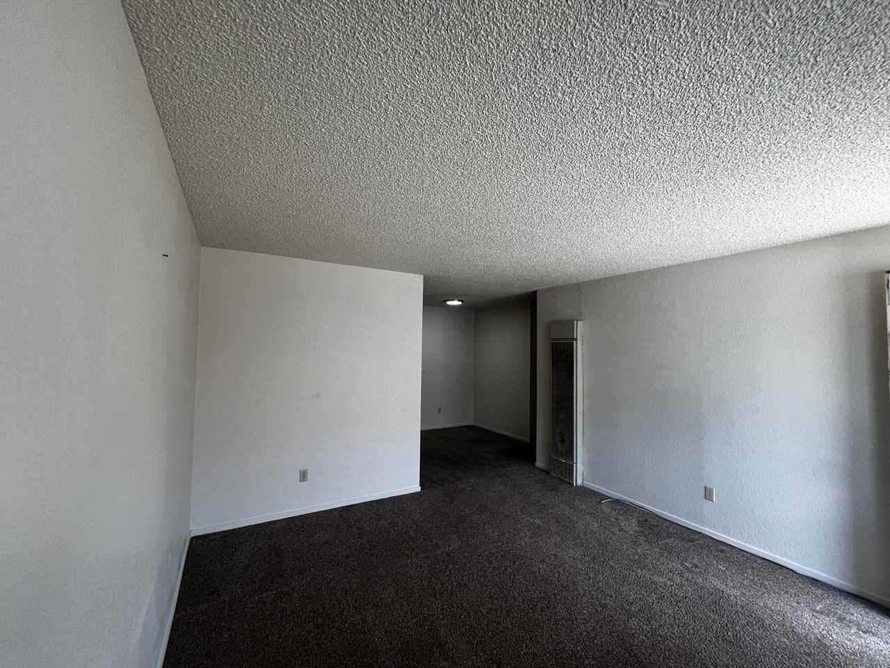 1342 North Edmonds Drive - Photo 5 of 10