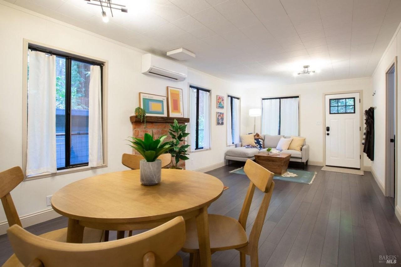 64 Front St - Photo 3 of 20