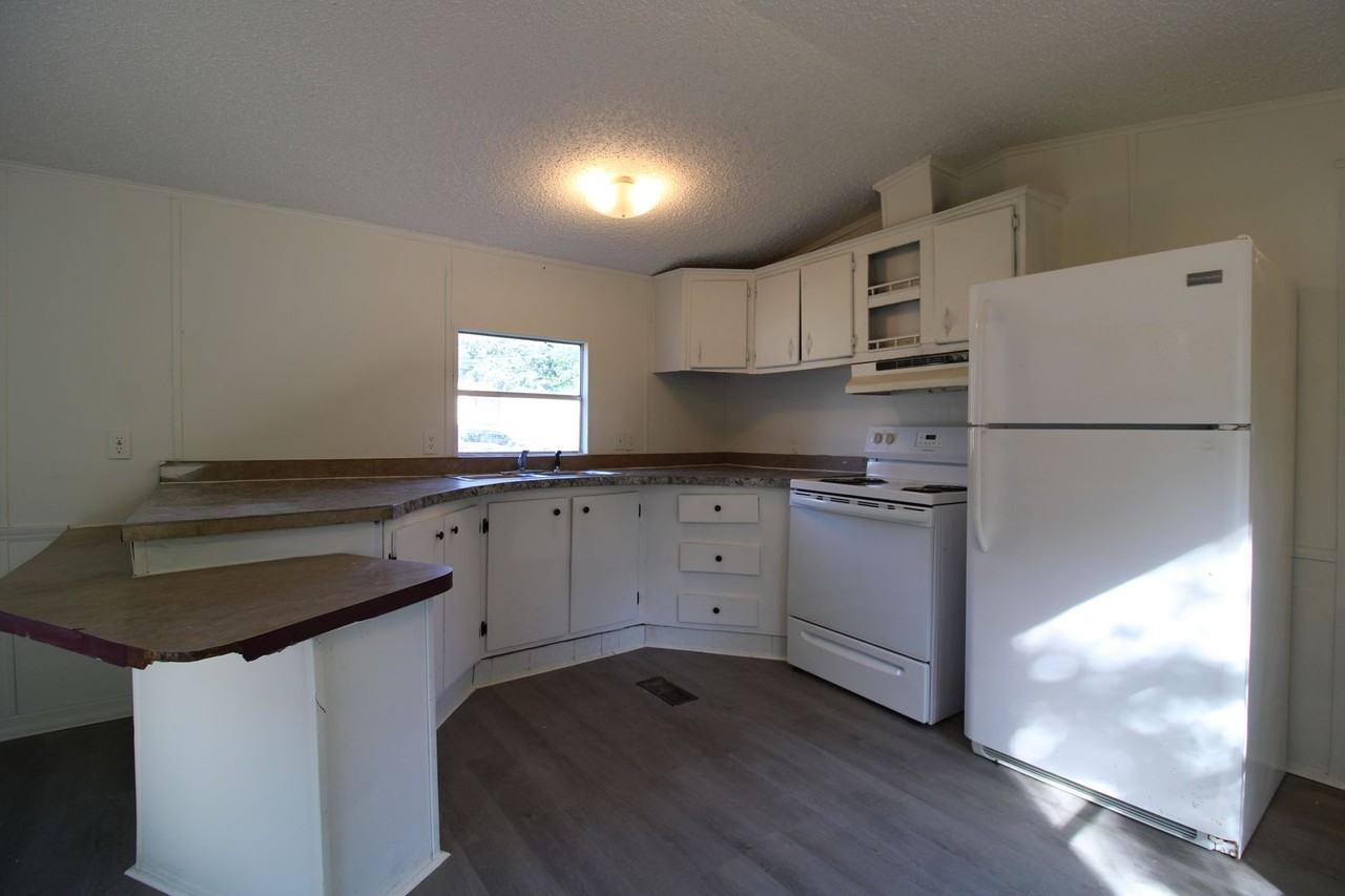 98 Cameron Cir - Photo 6 of 18