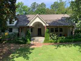 featured image of 510 S Dean Rd
